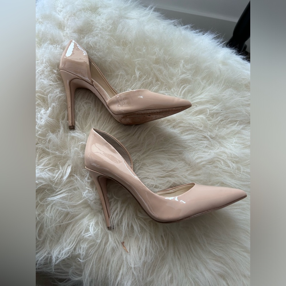 Classic Patent Pointed-Toe High Heels in Nude women’s size 5